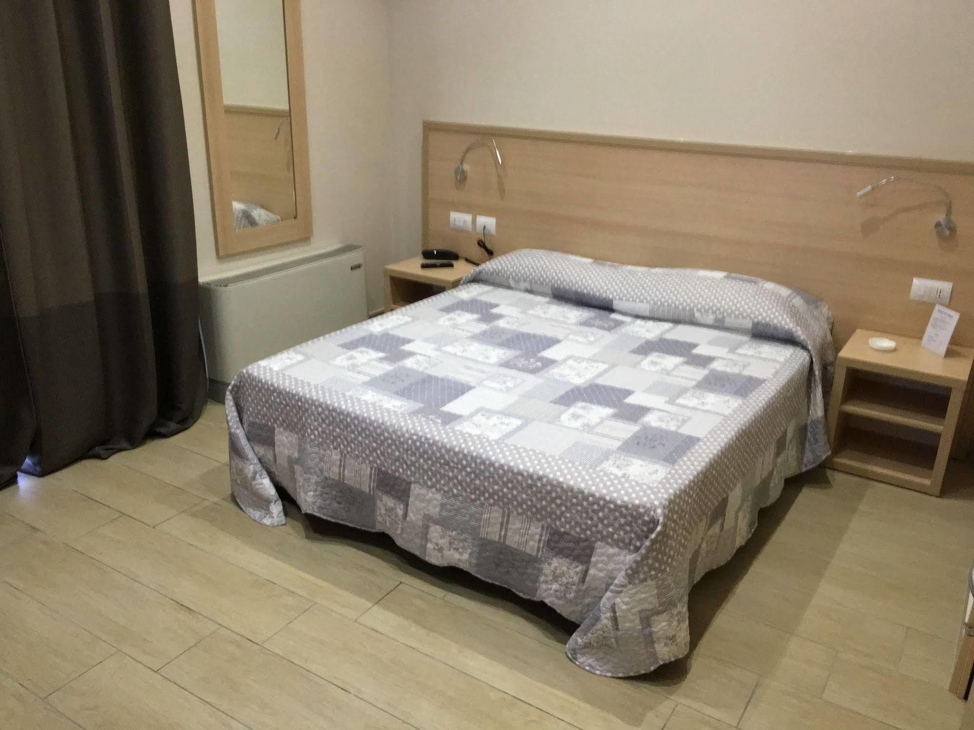 Hotel San Biagio Milan Exterior photo